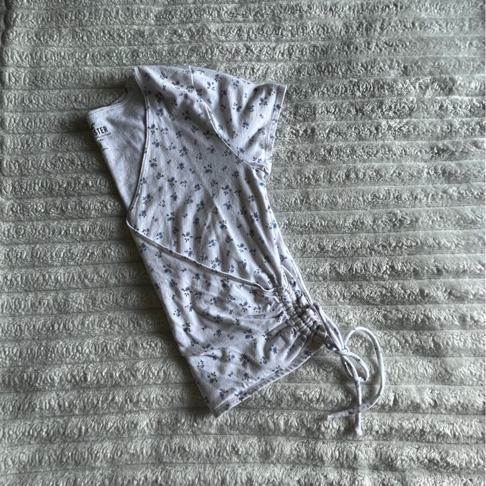 Hollister Baby Tee Top